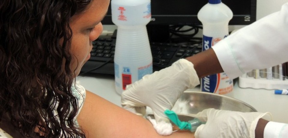 Pesquisa que vai criar vacina contra dengue convoca moradores de Olinda
