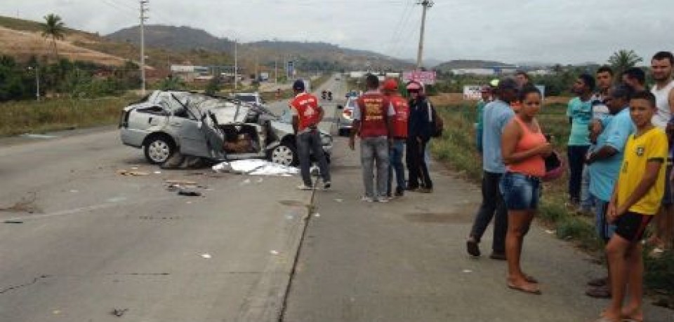 Mulher morre em acidente na BR-232, em Vitória de Santo Antão